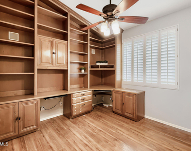 519 W Mountain Vista Drive - Photo Thumbnail 27