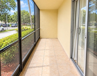 4135 Nw 88th Avenue - Photo Thumbnail 10