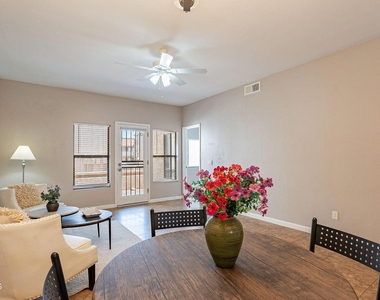 11666 N 28th Drive - Photo Thumbnail 4