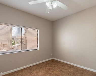 11666 N 28th Drive - Photo Thumbnail 13