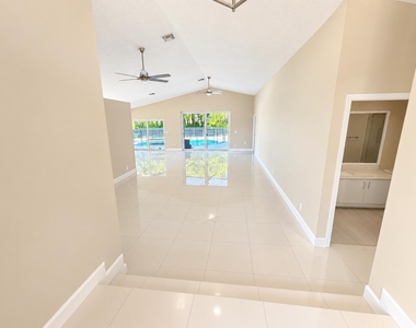 8045 Copenhagen Way - Photo Thumbnail 8