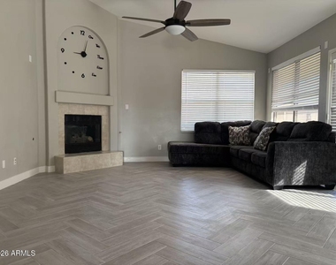 9452 E Plana Avenue - Photo Thumbnail 3