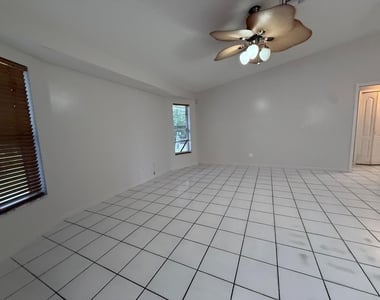 12136 88th Place N - Photo Thumbnail 42