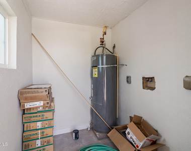 327 N 20th Avenue - Photo Thumbnail 19