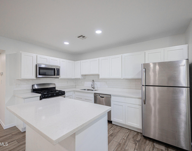 1624 E Campbell Avenue - Photo Thumbnail 9