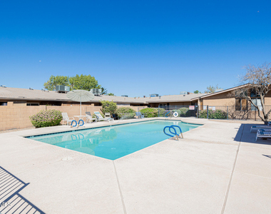 1624 E Campbell Avenue - Photo Thumbnail 25