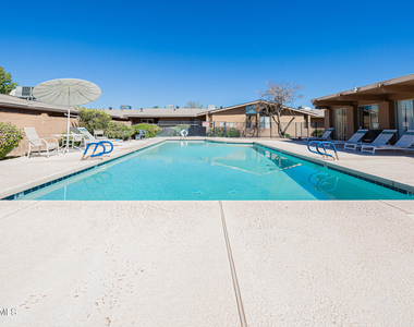 1624 E Campbell Avenue - Photo Thumbnail 24