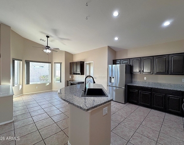 24511 S Saddletree Drive - Photo Thumbnail 8