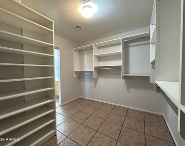 24511 S Saddletree Drive - Photo Thumbnail 13
