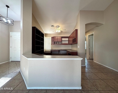 24511 S Saddletree Drive - Photo Thumbnail 5