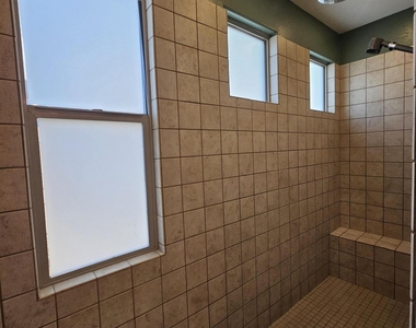 10155 W Los Gatos Drive - Photo Thumbnail 11