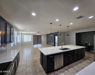 10155 W Los Gatos Drive - Photo Thumbnail 2