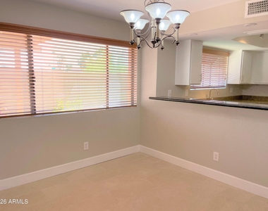 10235 N 31st Street - Photo Thumbnail 6
