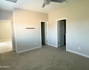 2751 E Tonto Lane - Photo Thumbnail 10