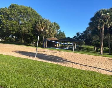 4262 Nw 1st Place - Photo Thumbnail 26