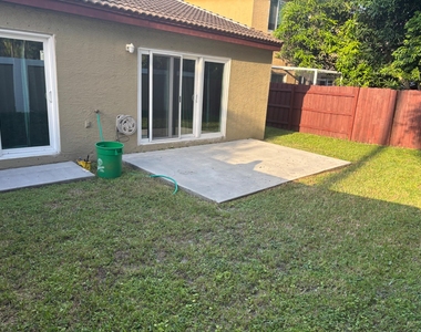 4262 Nw 1st Place - Photo Thumbnail 28