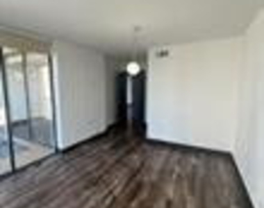 20335 W Country Club Drive - Photo Thumbnail 2