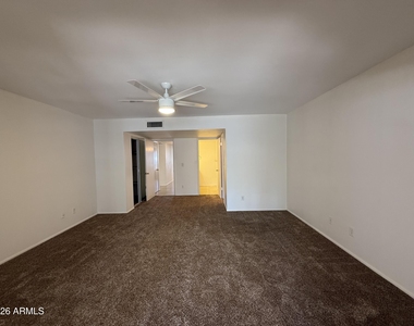 621 E Calavar Road - Photo Thumbnail 10