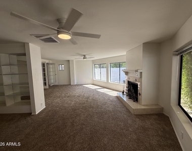 621 E Calavar Road - Photo Thumbnail 8