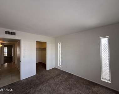 621 E Calavar Road - Photo Thumbnail 22
