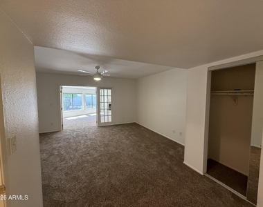 621 E Calavar Road - Photo Thumbnail 9