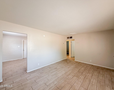 1721 E Sheridan Street - Photo Thumbnail 5