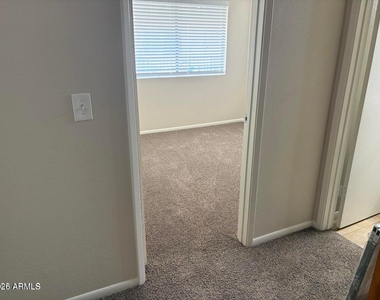 1261 N Granite Reef Road - Photo Thumbnail 9