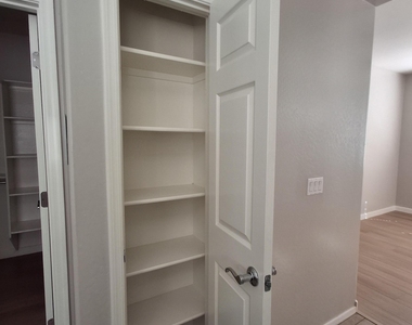 43947 W Palo Ceniza Way - Photo Thumbnail 22