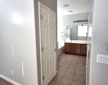 43947 W Palo Ceniza Way - Photo Thumbnail 19