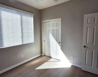 43947 W Palo Ceniza Way - Photo Thumbnail 29