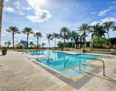 550 Okeechobee Boulevard - Photo Thumbnail 63