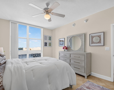 550 Okeechobee Boulevard - Photo Thumbnail 20