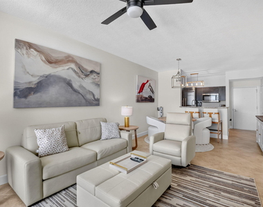 550 Okeechobee Boulevard - Photo Thumbnail 10