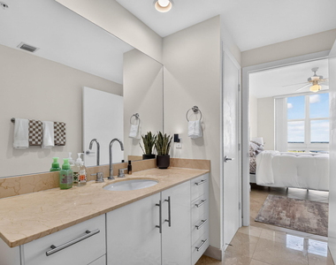 550 Okeechobee Boulevard - Photo Thumbnail 27