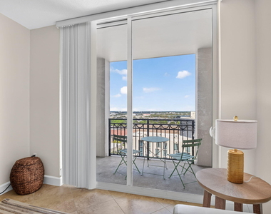 550 Okeechobee Boulevard - Photo Thumbnail 8