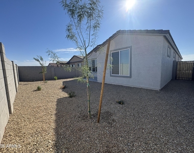 17990 W Sand Hills Drive - Photo Thumbnail 21