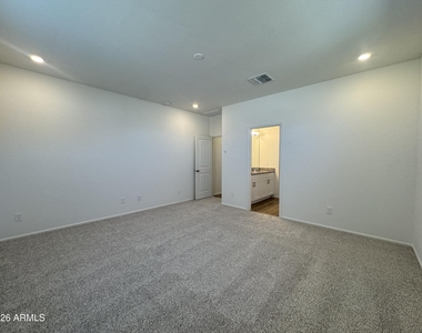 17990 W Sand Hills Drive - Photo Thumbnail 26