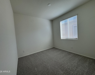 17990 W Sand Hills Drive - Photo Thumbnail 7