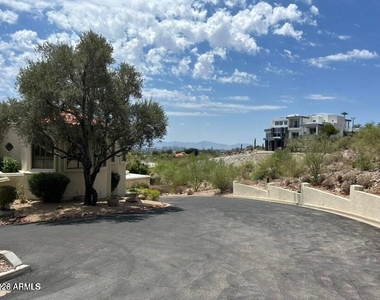 3800 E Lincoln Drive - Photo Thumbnail 41
