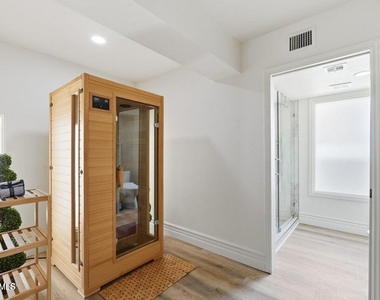 3800 E Lincoln Drive - Photo Thumbnail 15