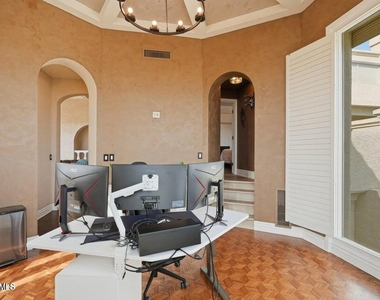 3800 E Lincoln Drive - Photo Thumbnail 11
