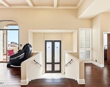 3800 E Lincoln Drive - Photo Thumbnail 3