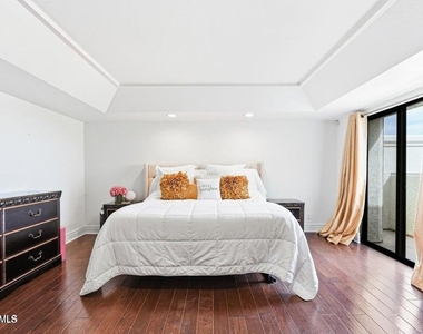 3800 E Lincoln Drive - Photo Thumbnail 12