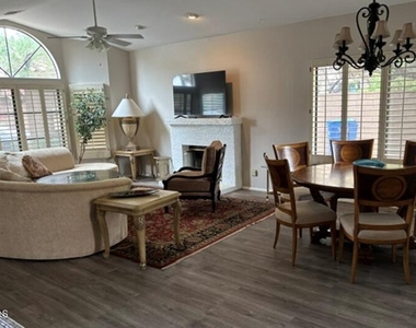 15629 N 51st Street - Photo Thumbnail 17