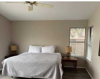 15629 N 51st Street - Photo Thumbnail 16