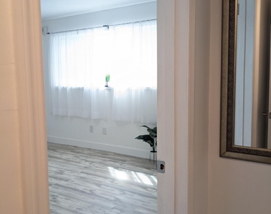 11685 Canal Drive - Photo Thumbnail 22