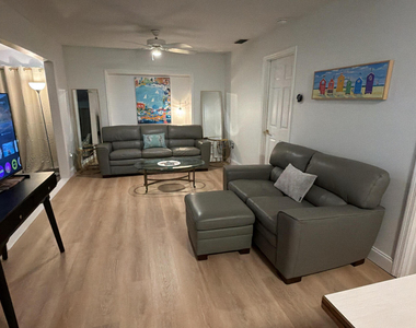 1461 5th Avenue - Photo Thumbnail 1