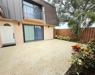 5820 Se Windsong Lane - Photo Thumbnail 3