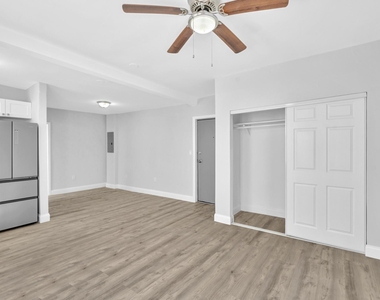1142 Sw 4th Street - Photo Thumbnail 6