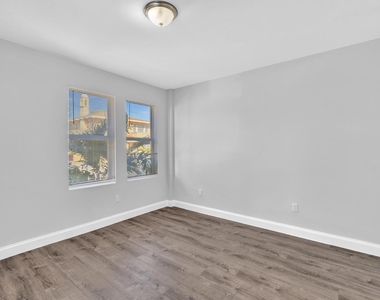 1142 Sw 4th Street - Photo Thumbnail 11